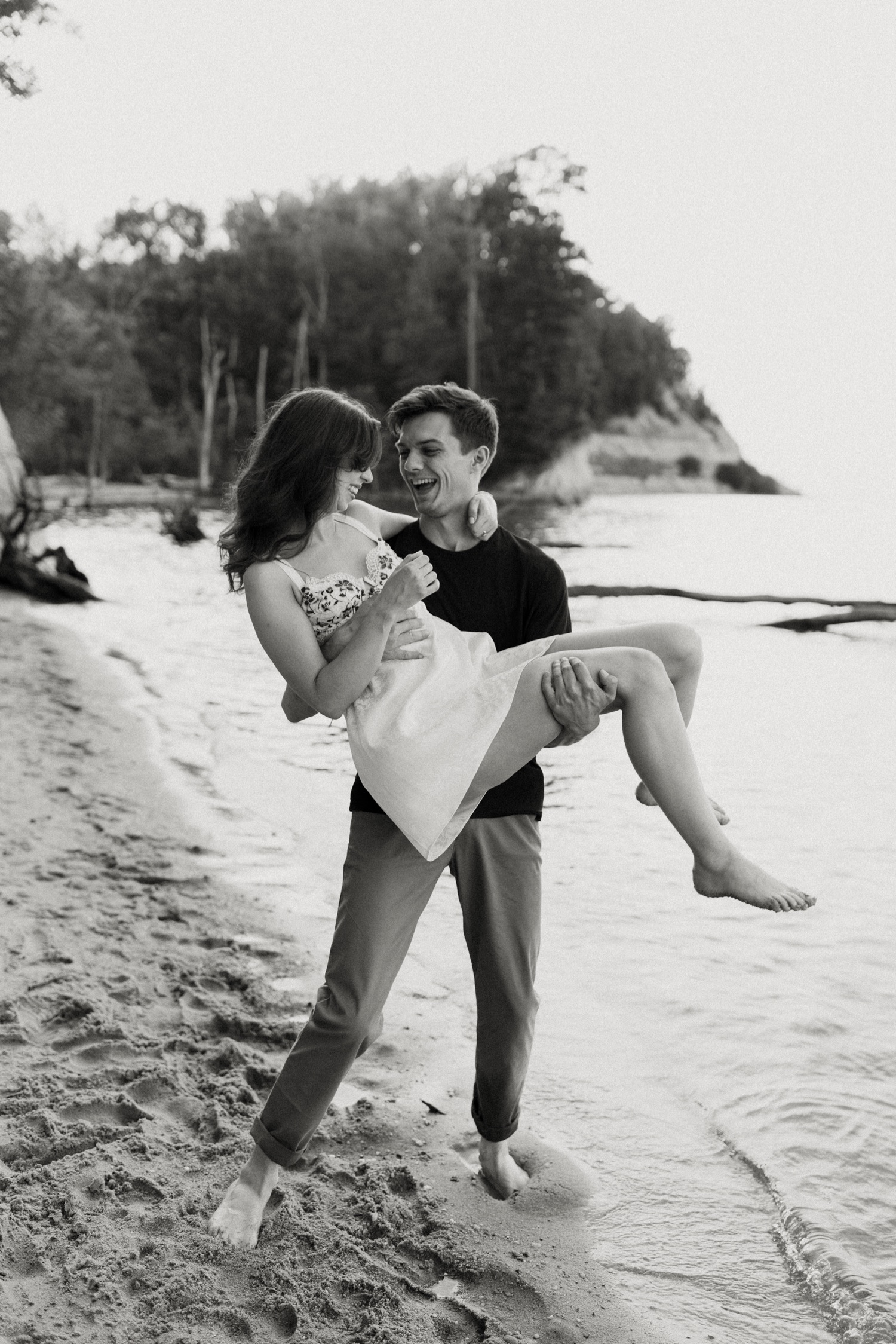 beach engagement session in Virginia