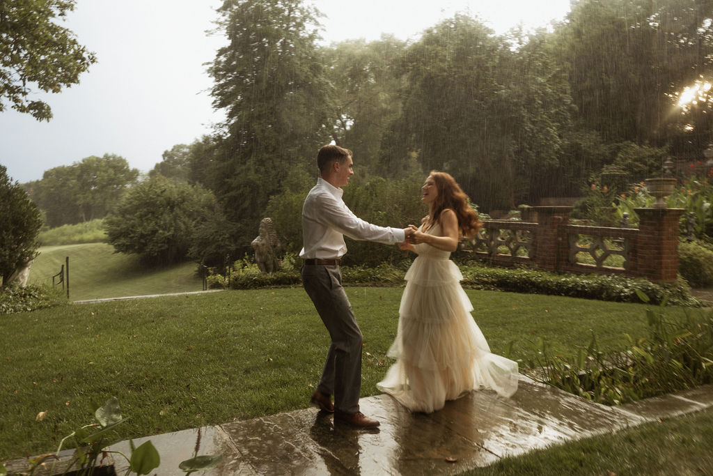 Engagement photos in the rain outside of the Virginia House in Richmond, Virginia