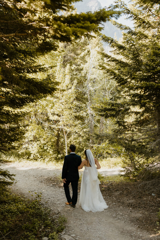 elopement at Glacier National Park 